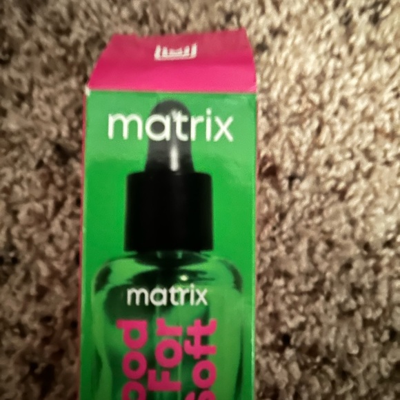 Matrix Hair Oil - Picture 2 of 2